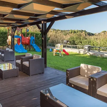 Kookis Village Villa *