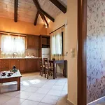 Kookis Village Villa Keri