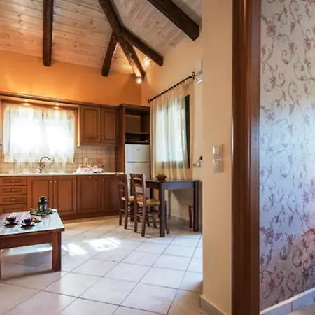 Kookis Village Villa Keri