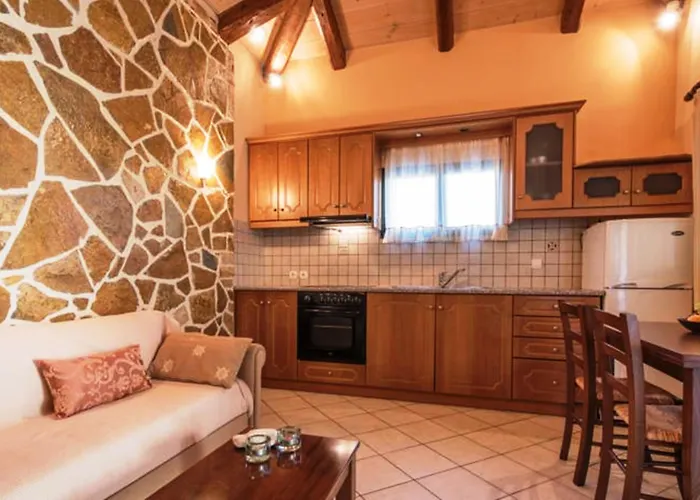 Kookis Village * קרי