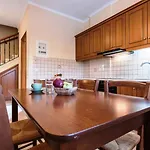 Kookis Village Villa *
