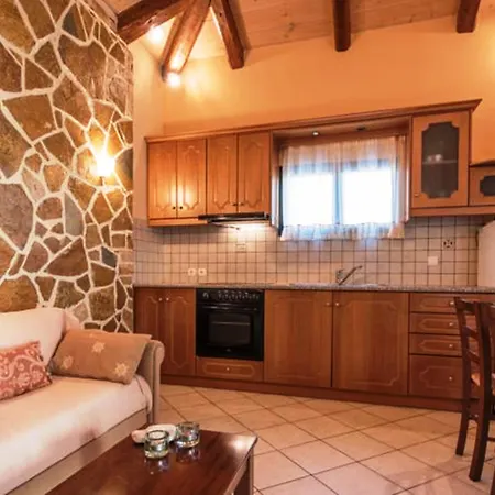 Kookis Village * Keri