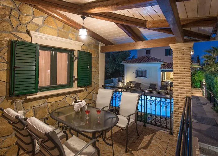 Villa Kookis Village