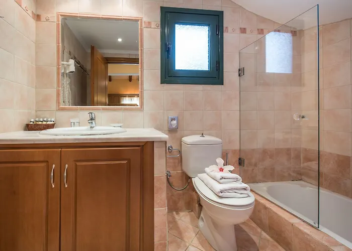 Villa Kookis Village